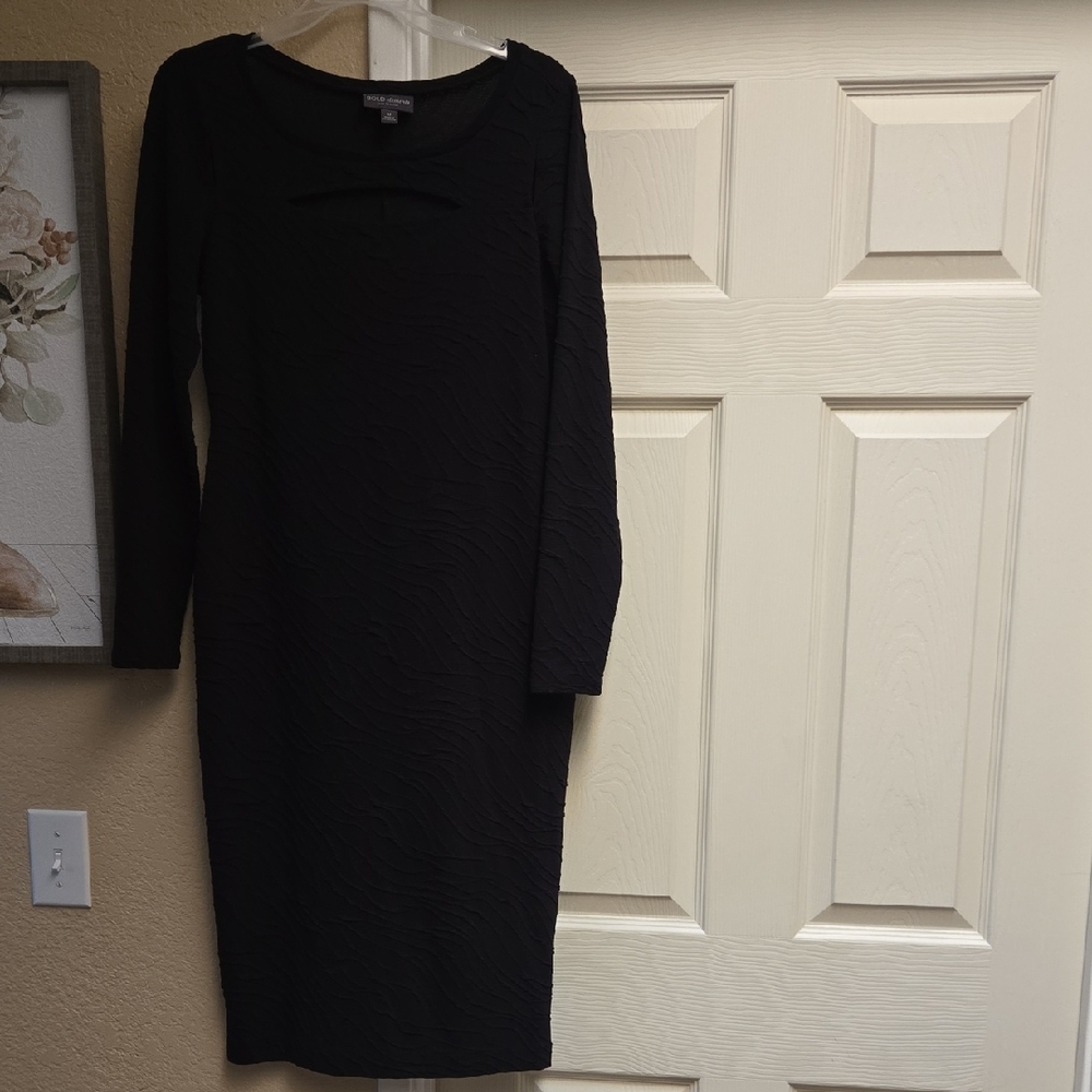 BOLD elements Elegant Black Long Sleeve Dress
